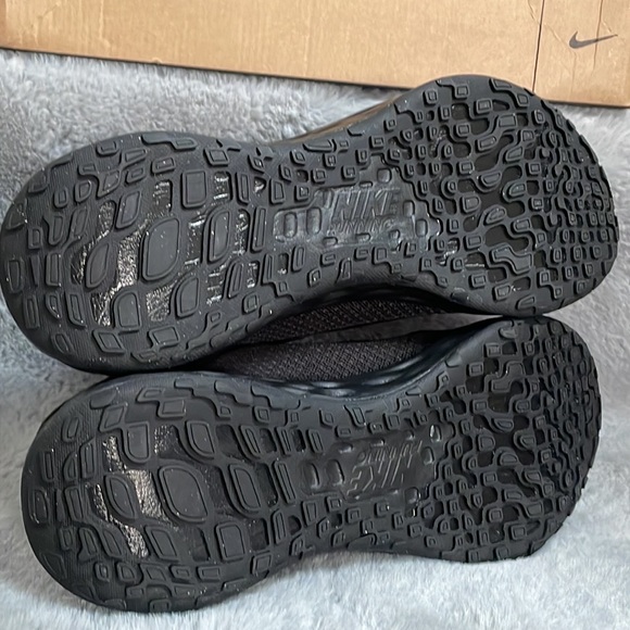 Nike - Men’s Sneakers - Picture 7 of 9